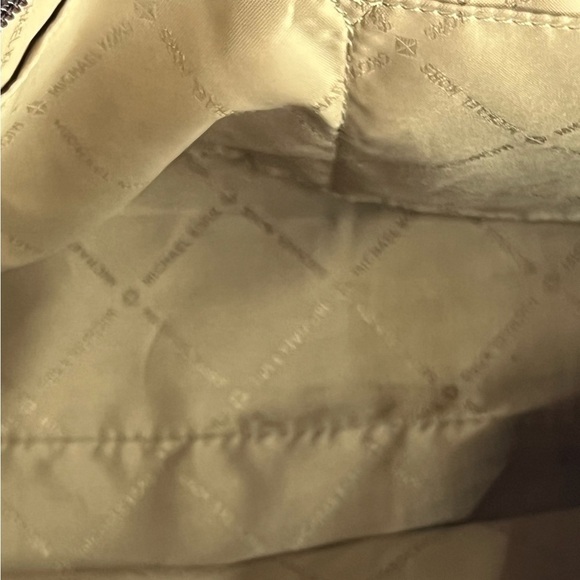 Michael Kors Jet Set Top Zip Tote in Brown with MK Logo design - Picture 10 of 14